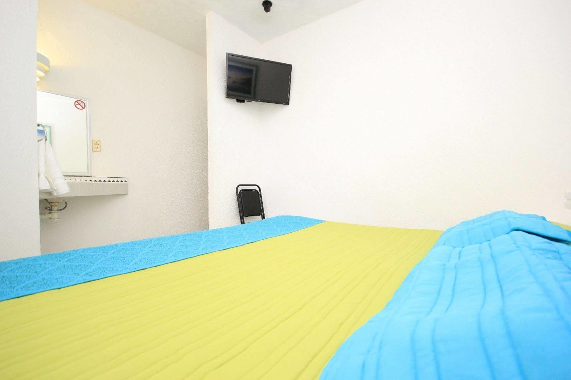 Capital O Hotel Plaza Premier León Eksteriør billede